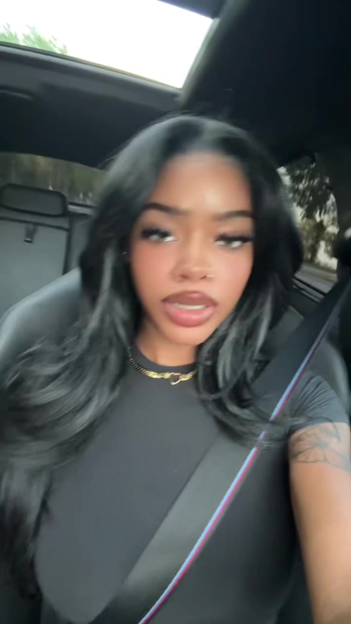 @himynameessence🥥