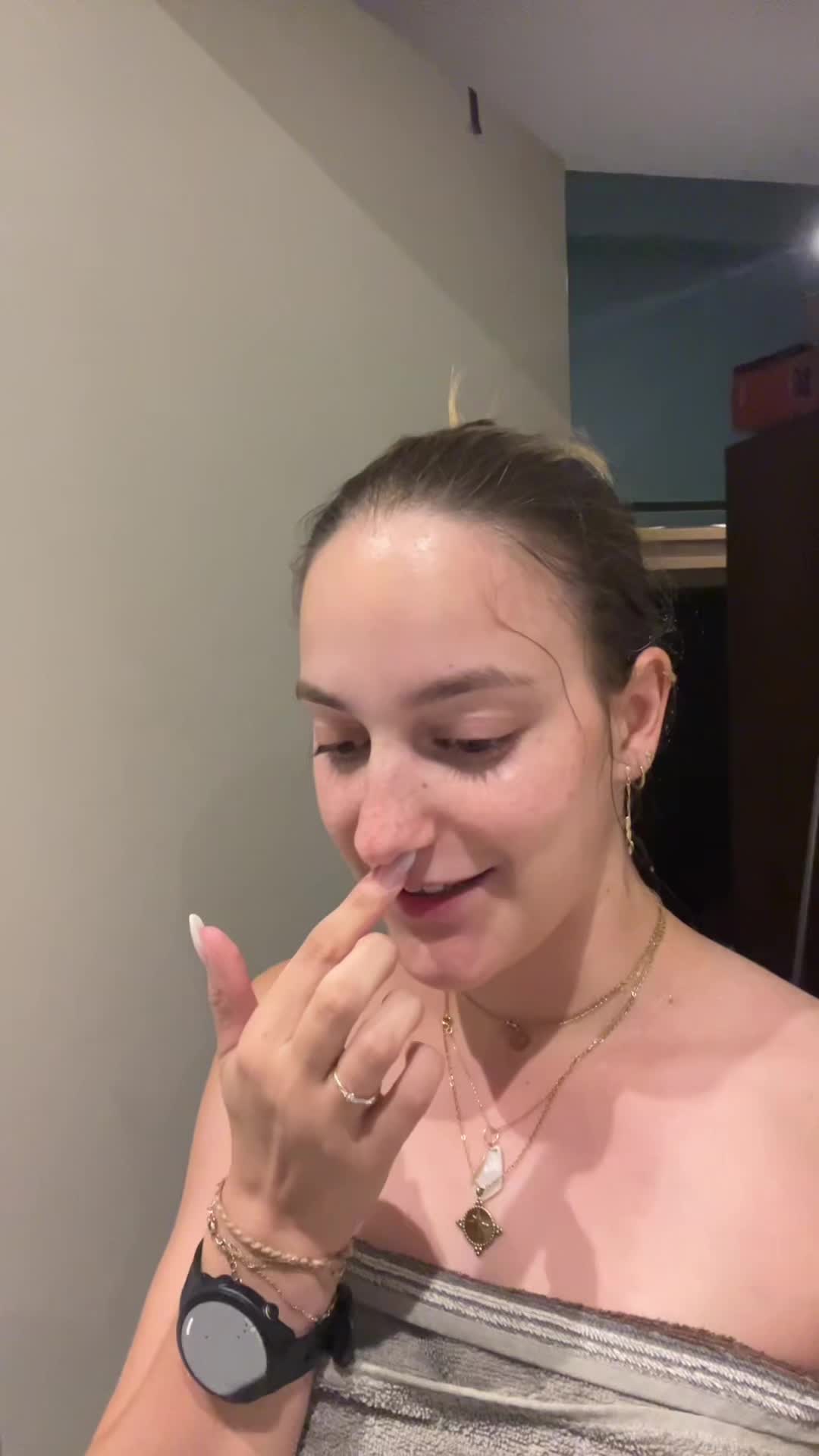 @_alcha_