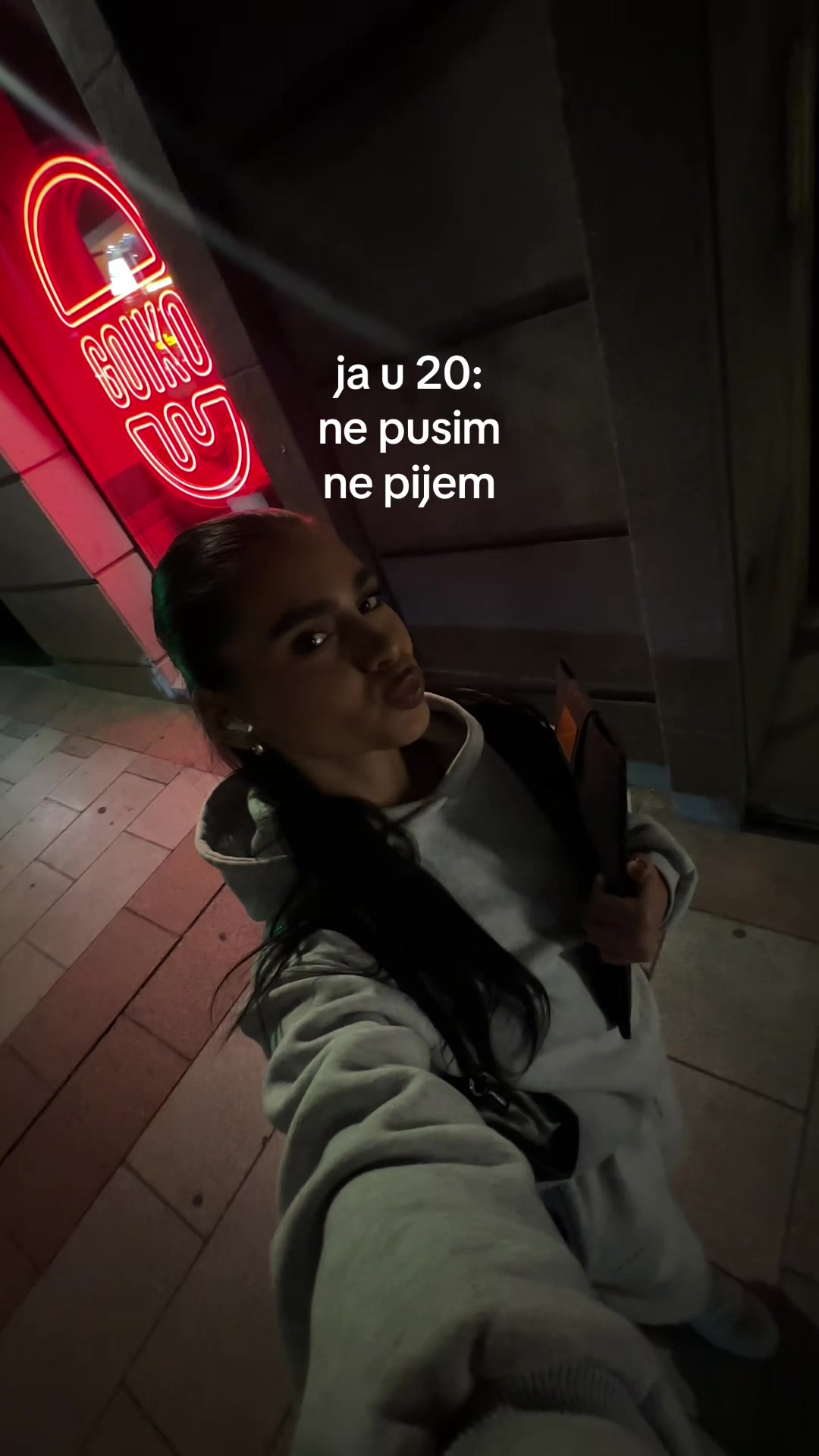 @Lara