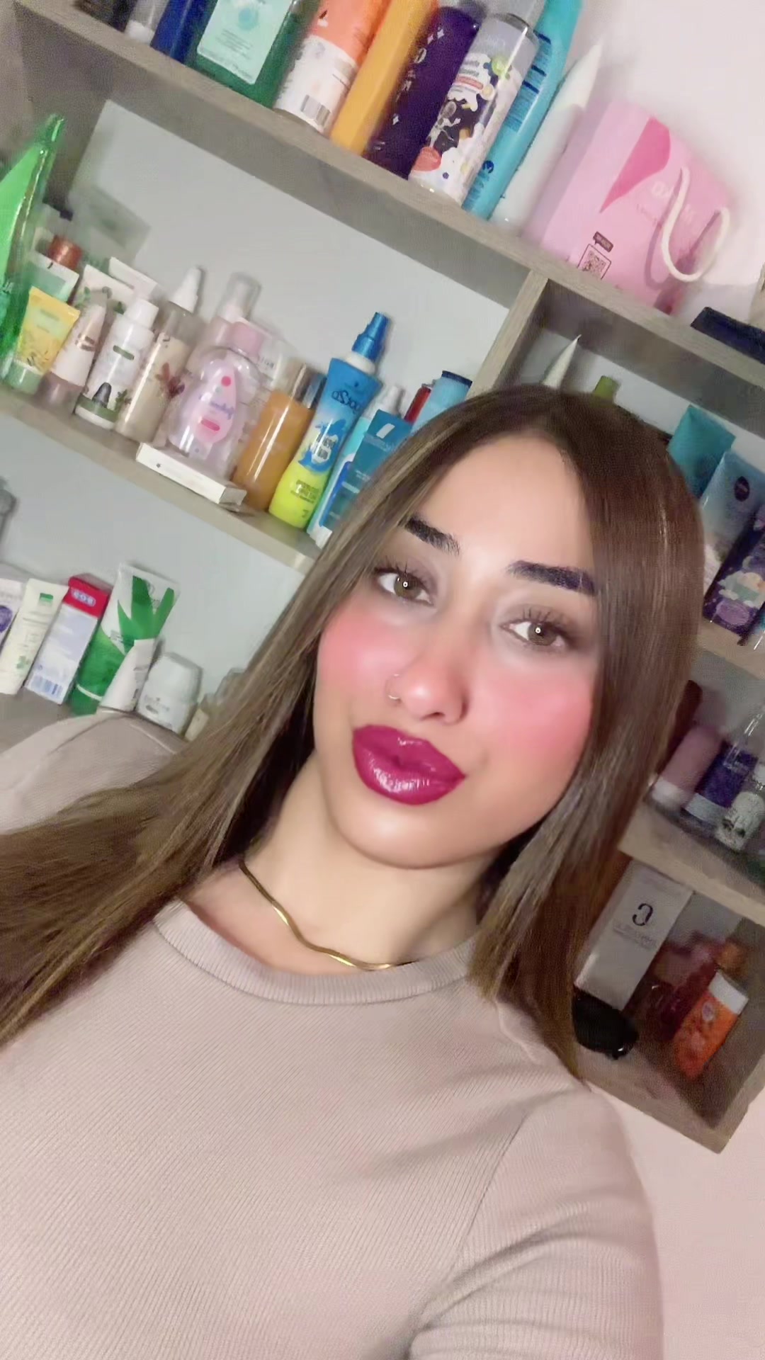 @𝓜𝓲𝓷𝓪 🎀