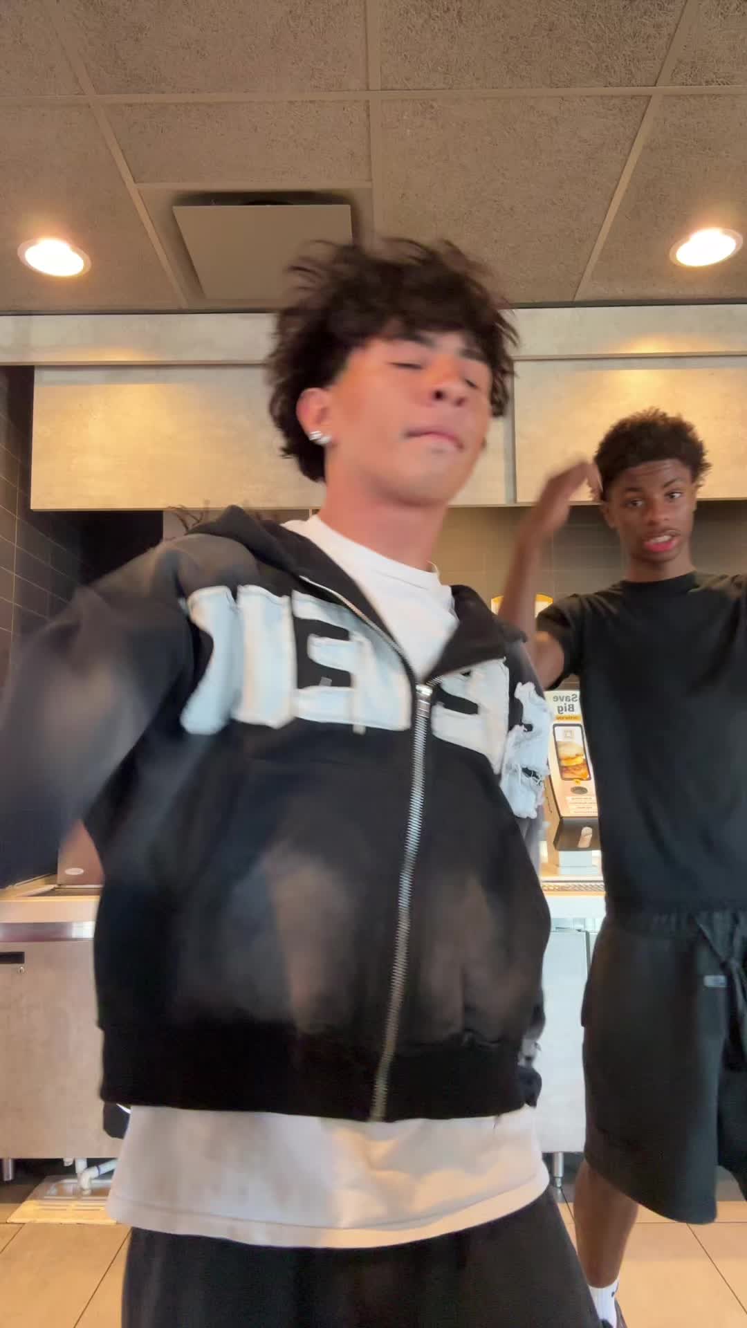 @Ant🪖