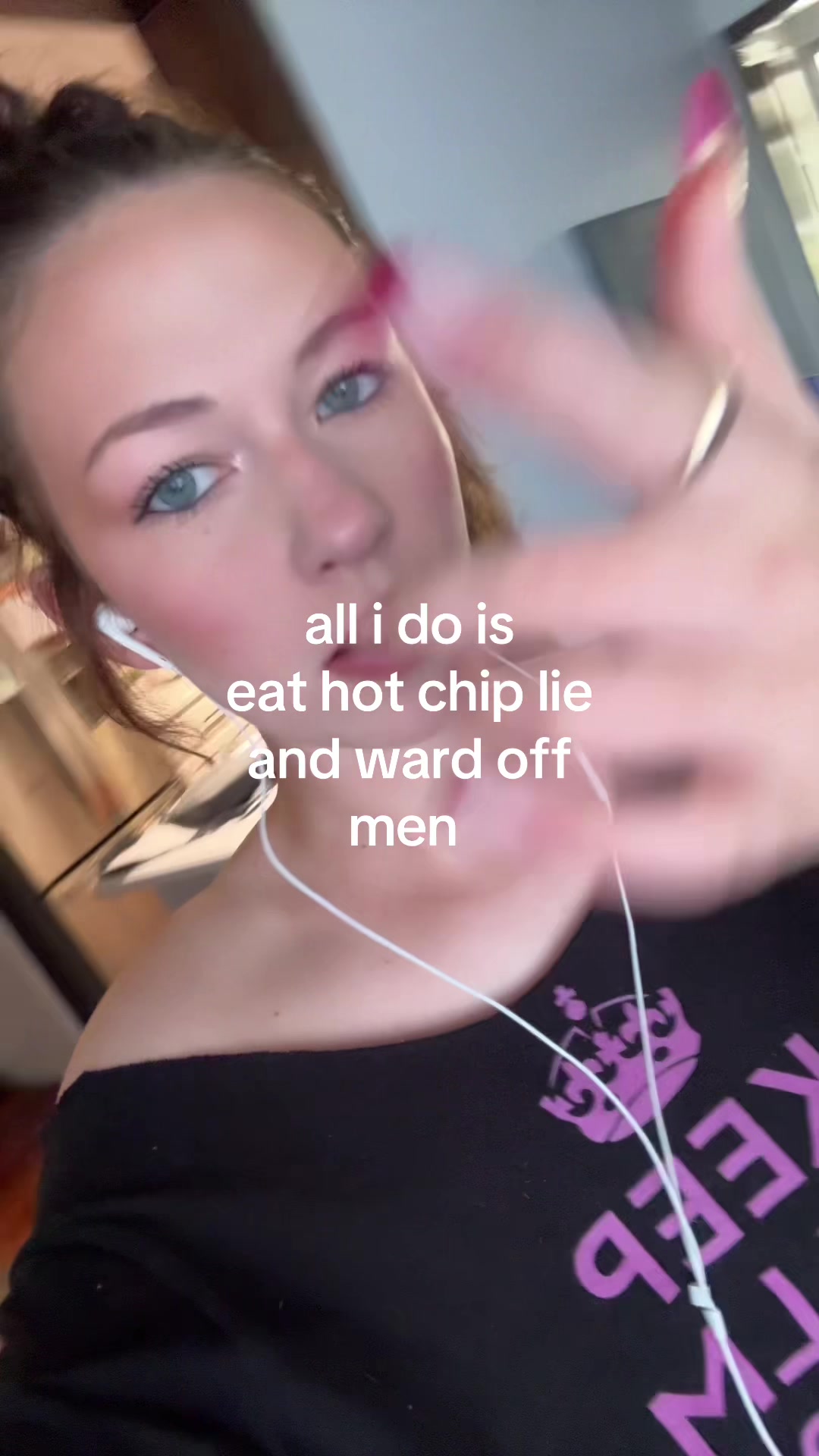 @𑣲 t