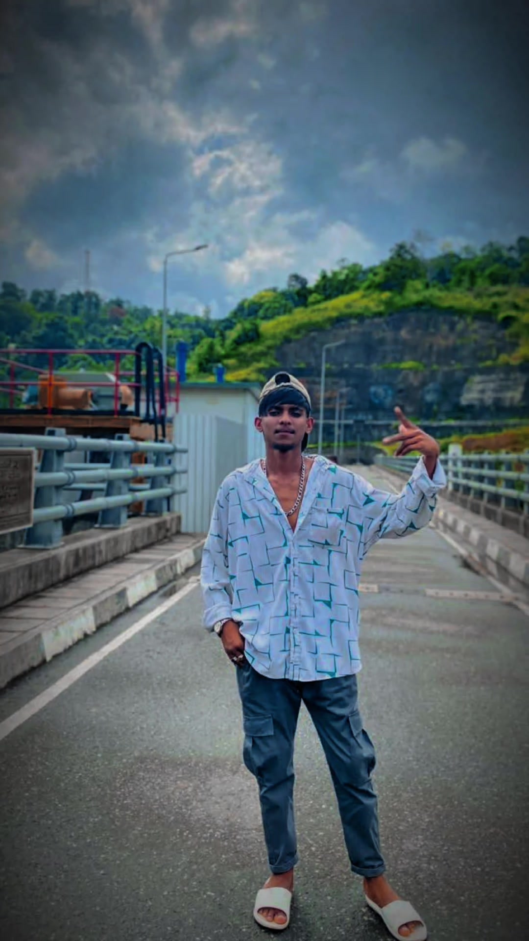 @🏴&zwj;☠️   PASSARA DOw🍁🕊️