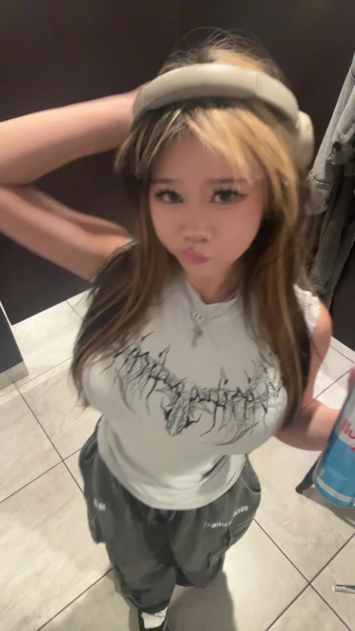 @Christina