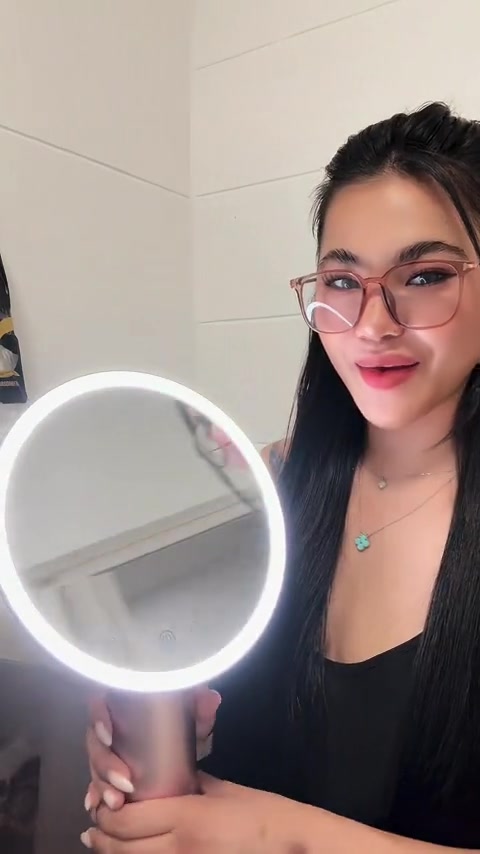 @jessfinn