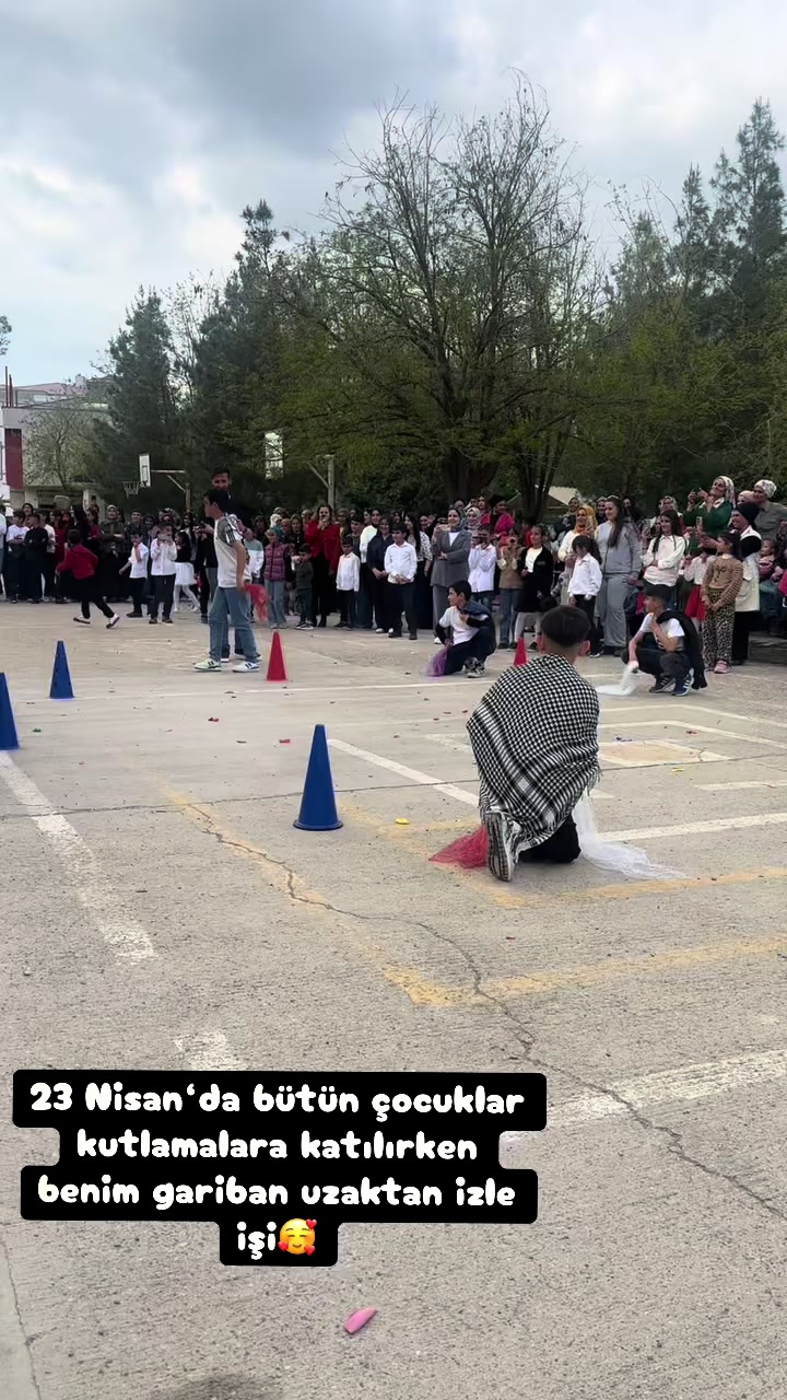 @Buketalisrln