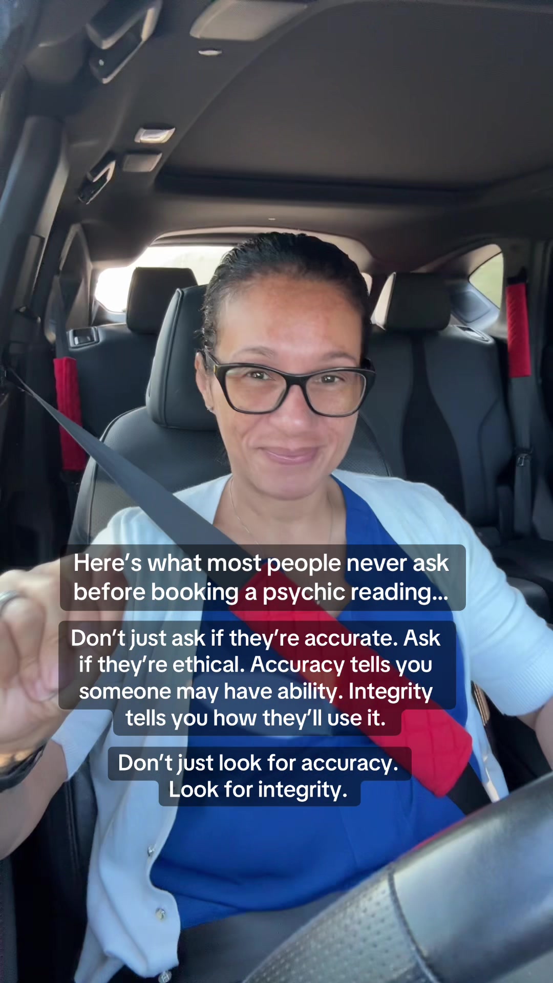 @Leslie Lydon | Psychic Medium