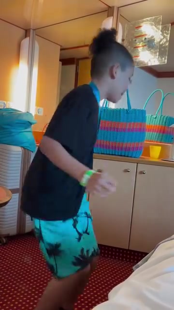 @FDVVbh