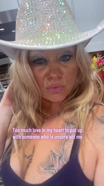 @HotMess🩷MissRiss