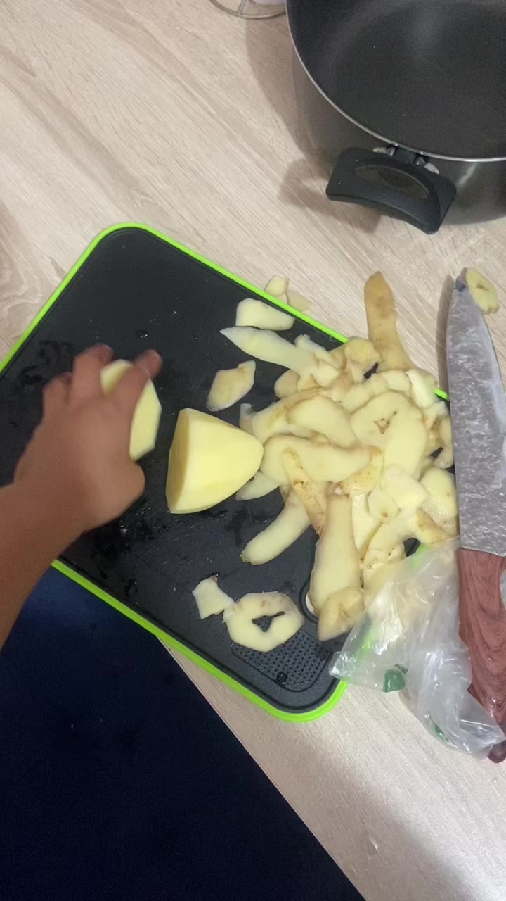 @Fatima🥨