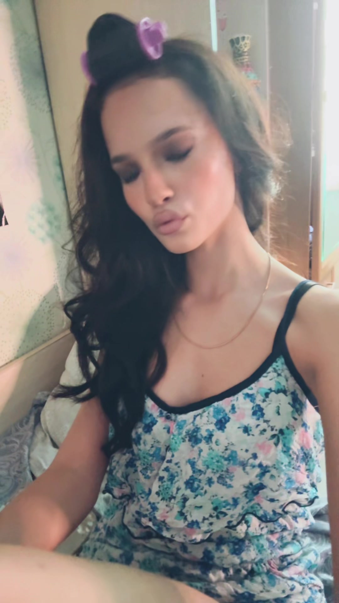 @playgirll