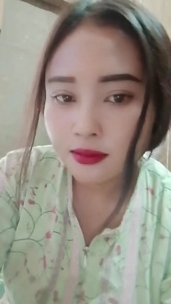 @putriastriani