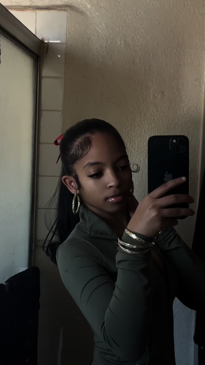 @thaonlyygirlyy