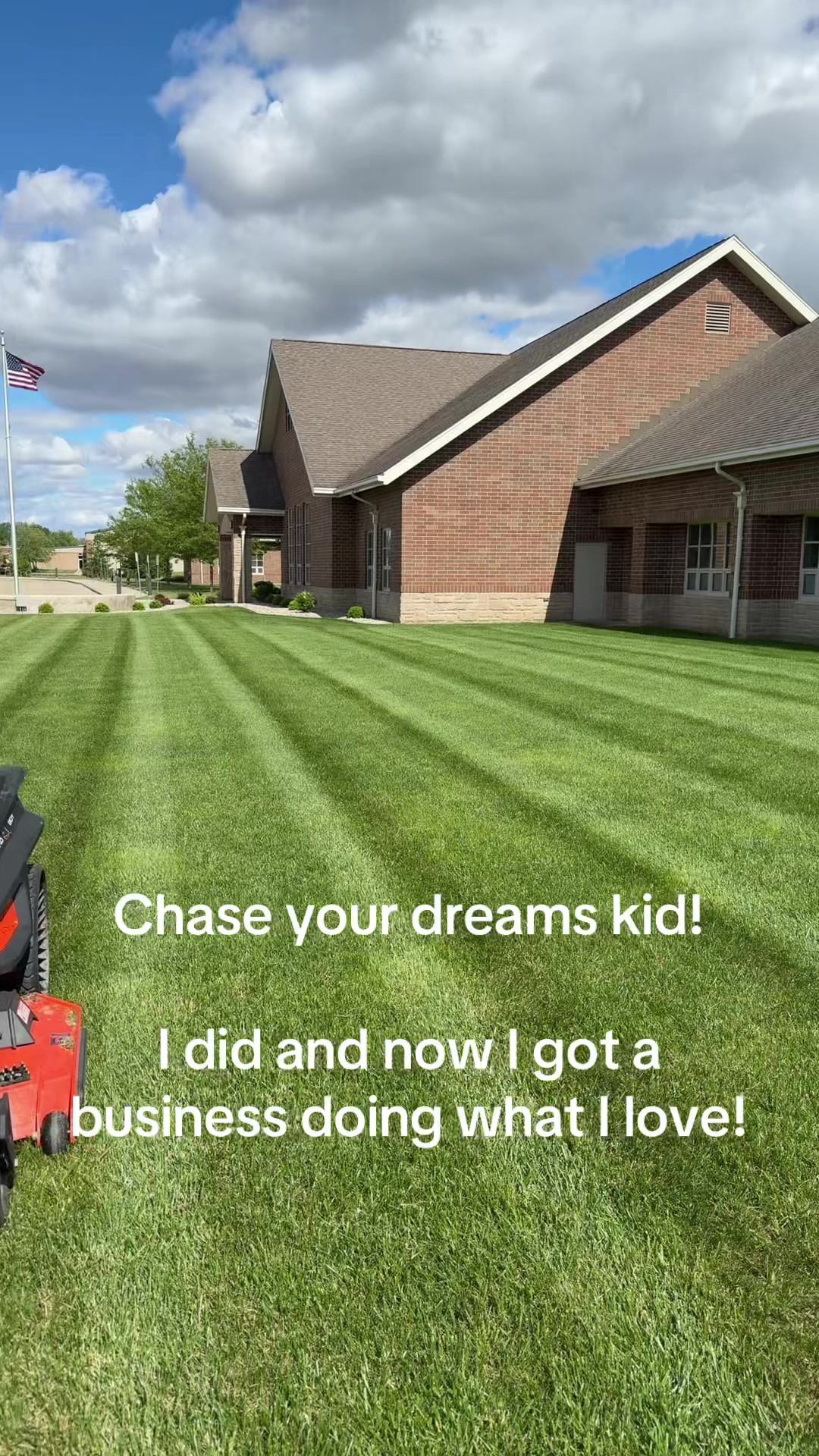 @LEGENDARY LAWNCARE