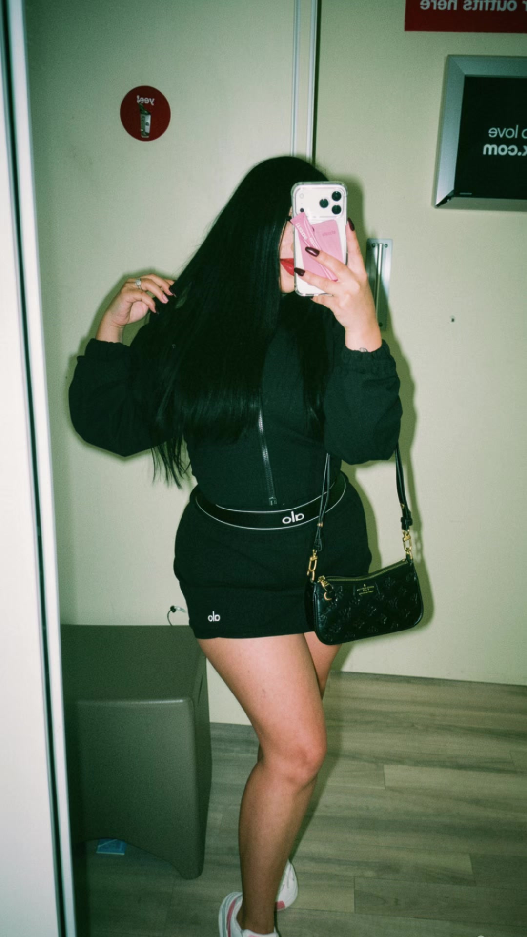 @Yamilex Hernandez🖤
