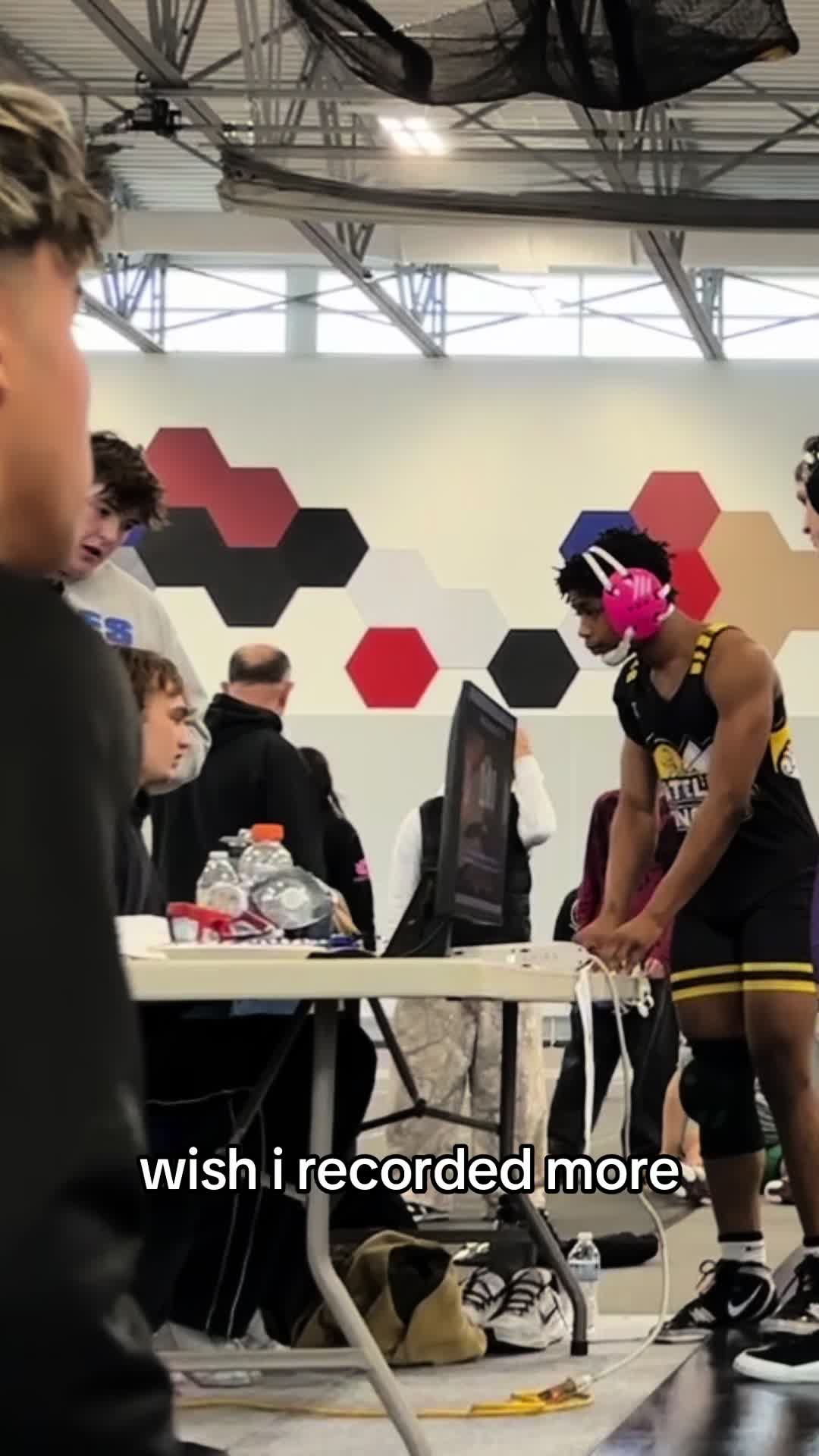 @w11