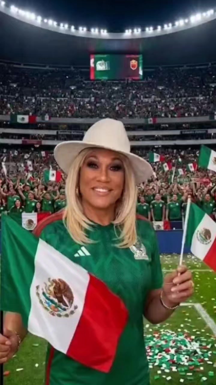 @👑 La Patrona Laura León 👑