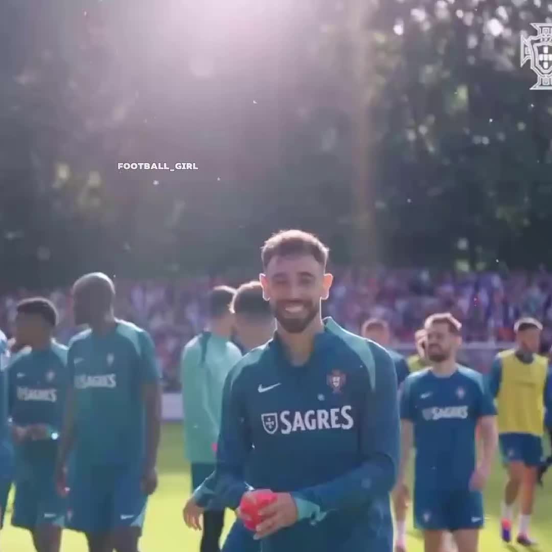 @ꜰᴏᴏᴛʙᴀʟʟ_ɢɪʀʟ 🇸🇾💚