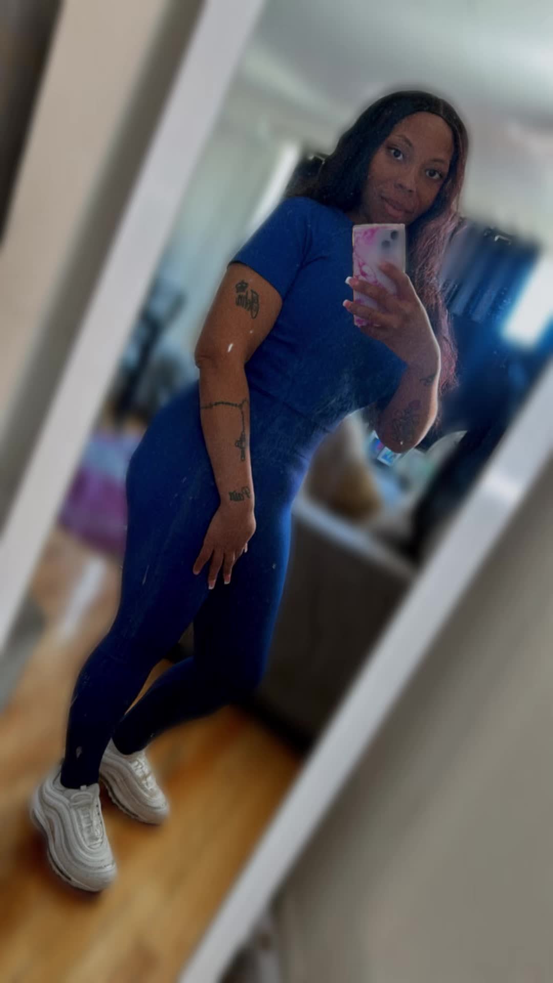 @NishaWorld18