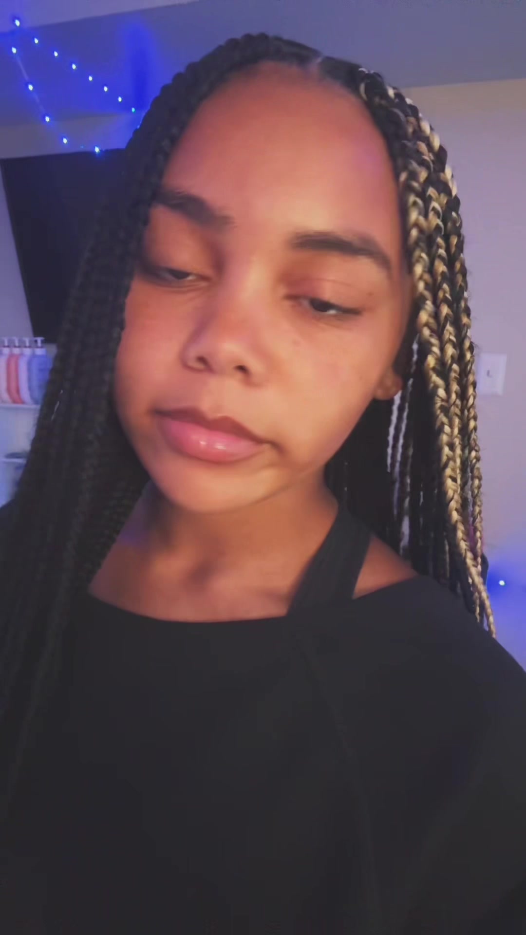 @sav 😘 .