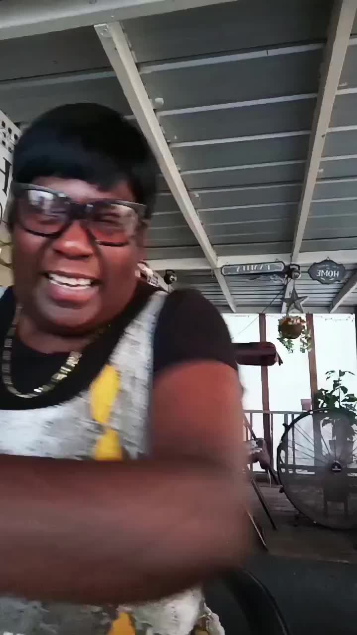 @auntee_carol4life