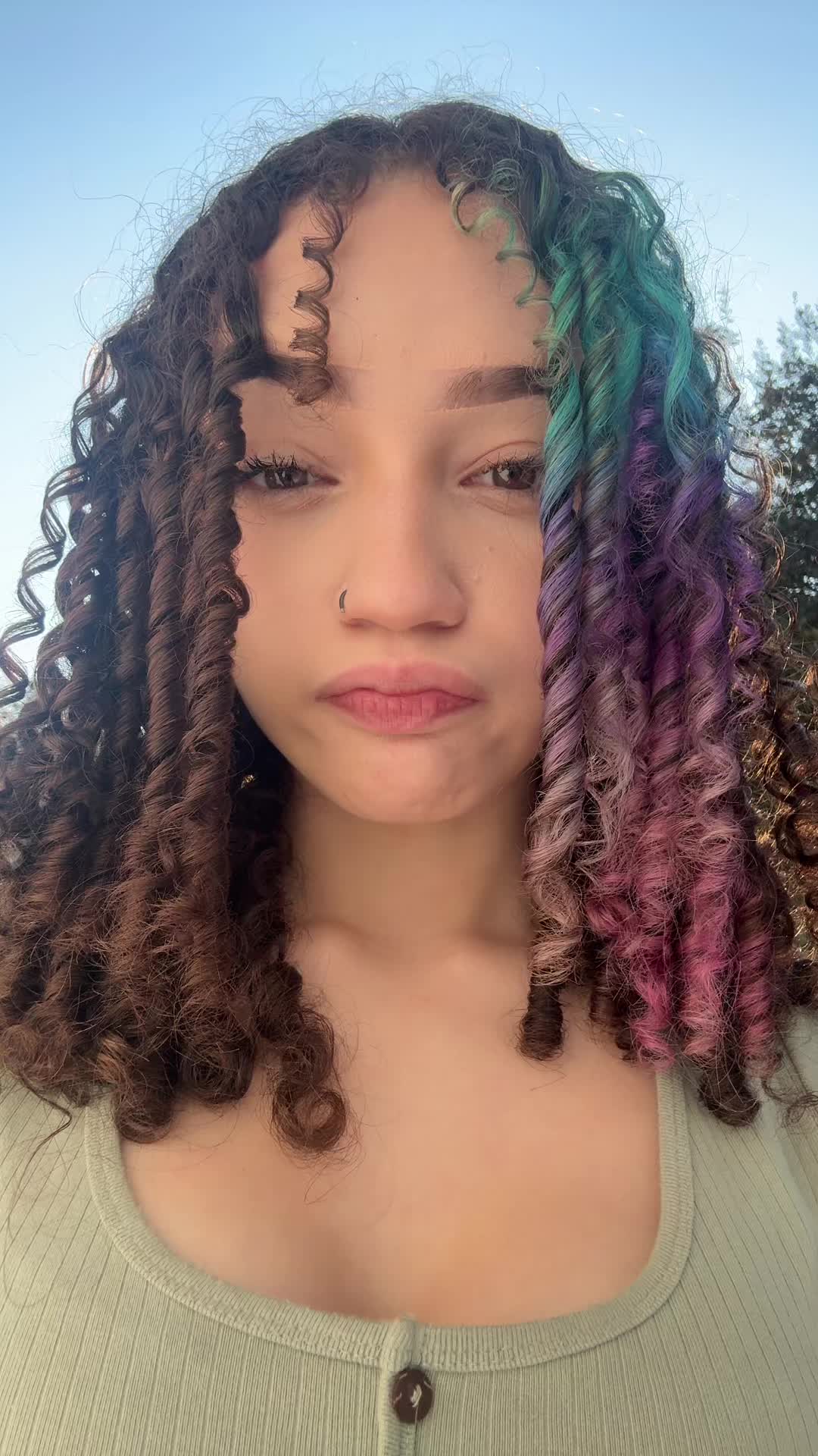 @Azaria👁️