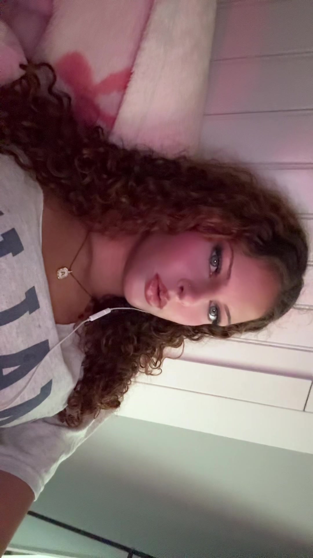 @AnnaliseAcevedo
