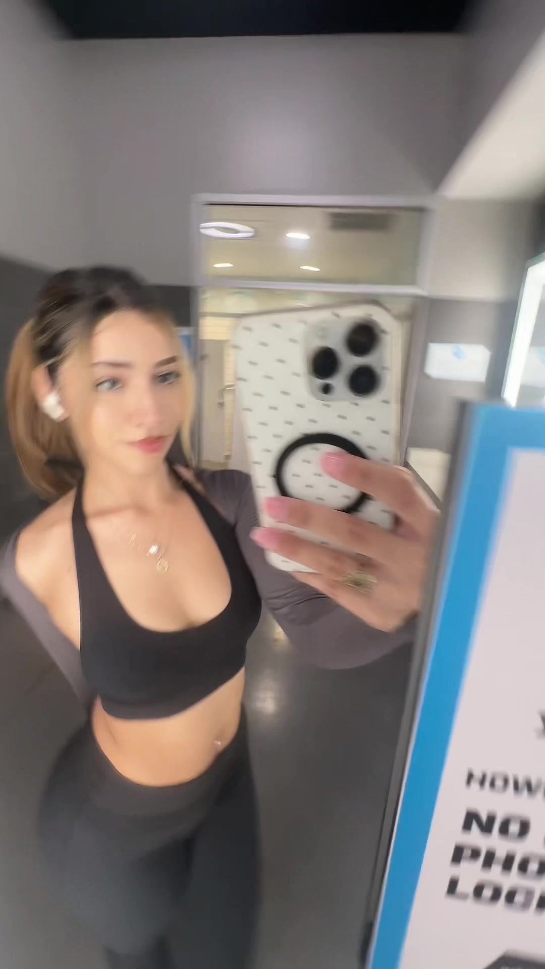 @blxvv