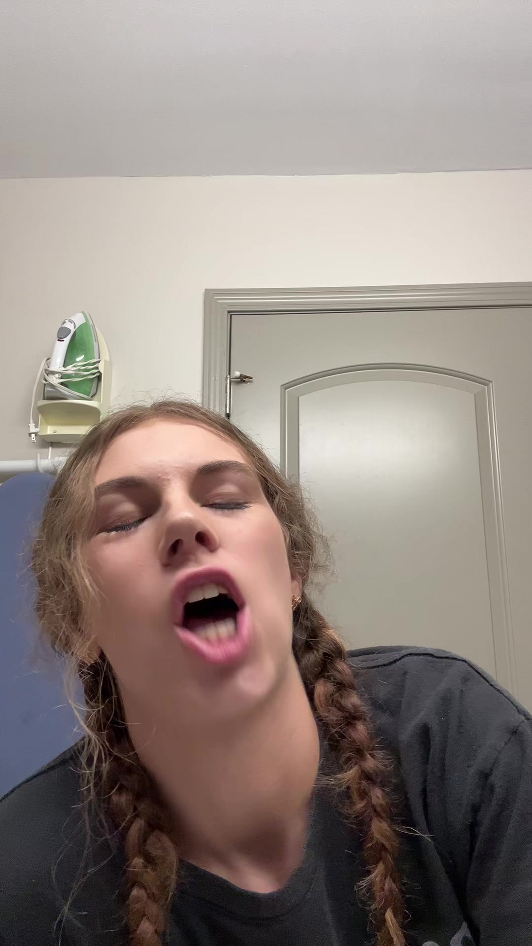 @nina