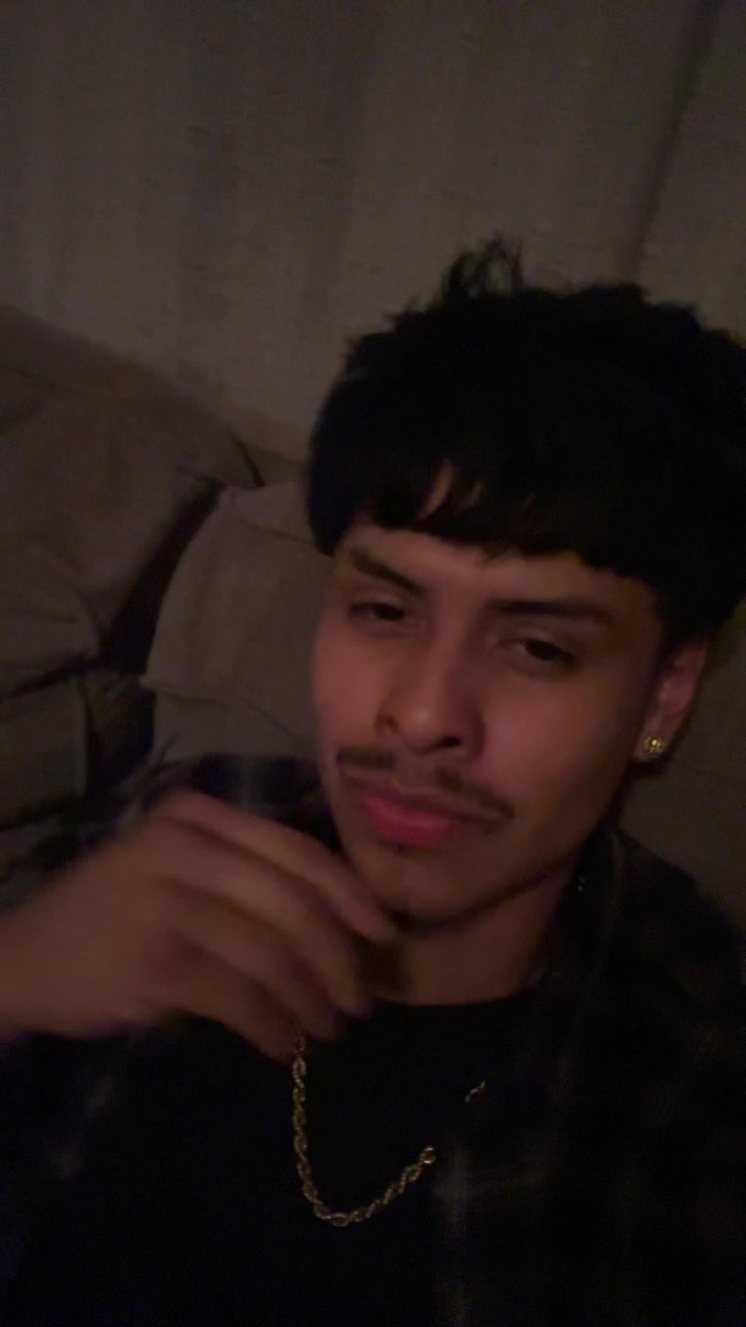 @carlos_.12