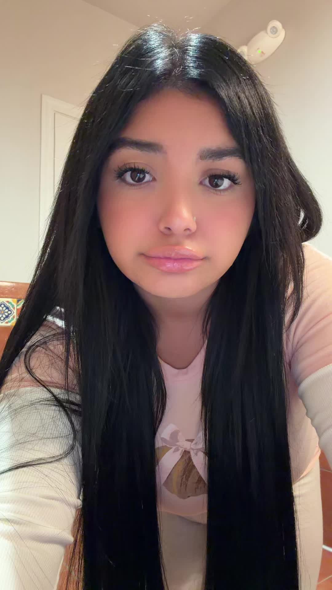 @arielala