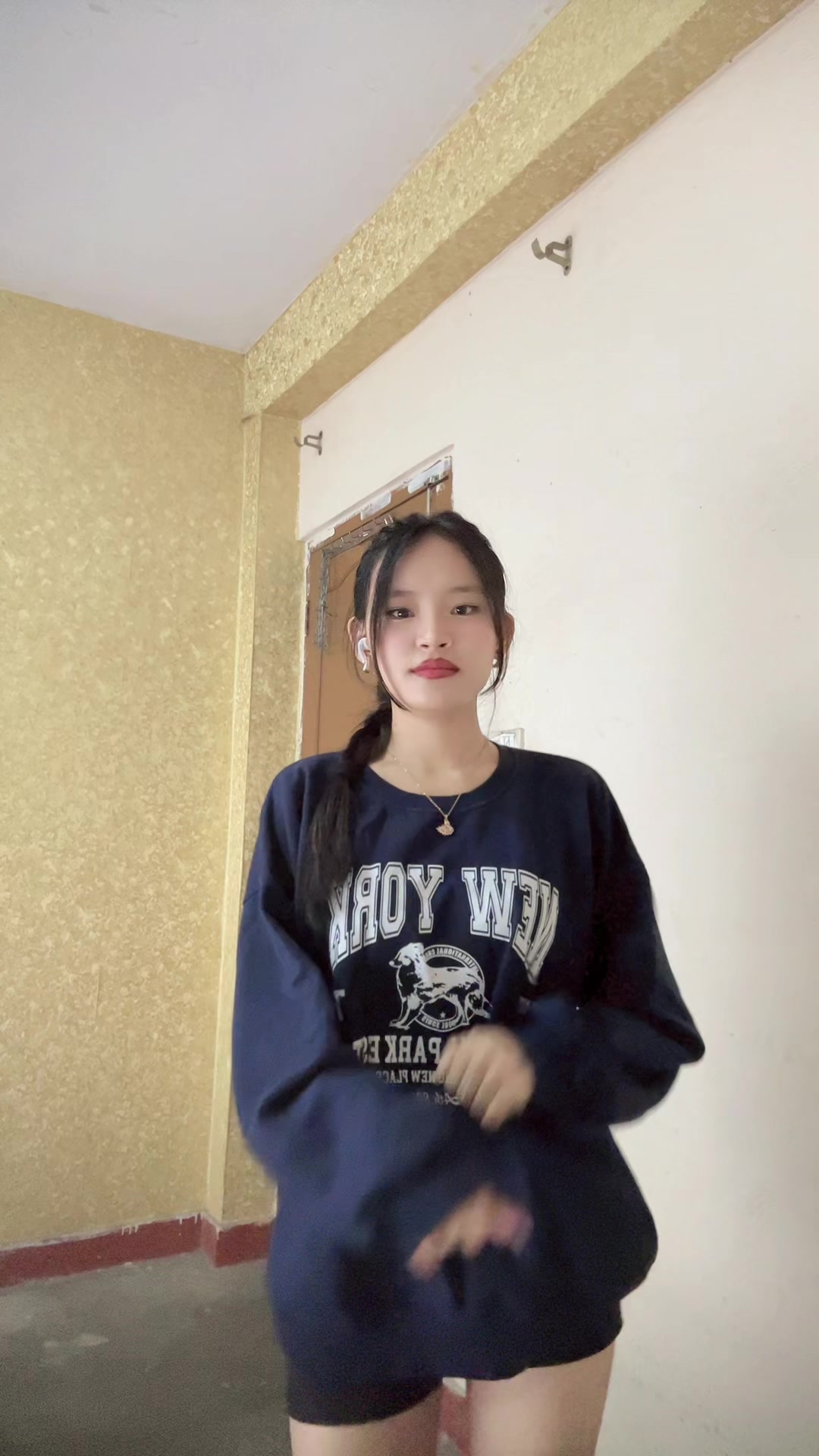 @Kᥫ᭡