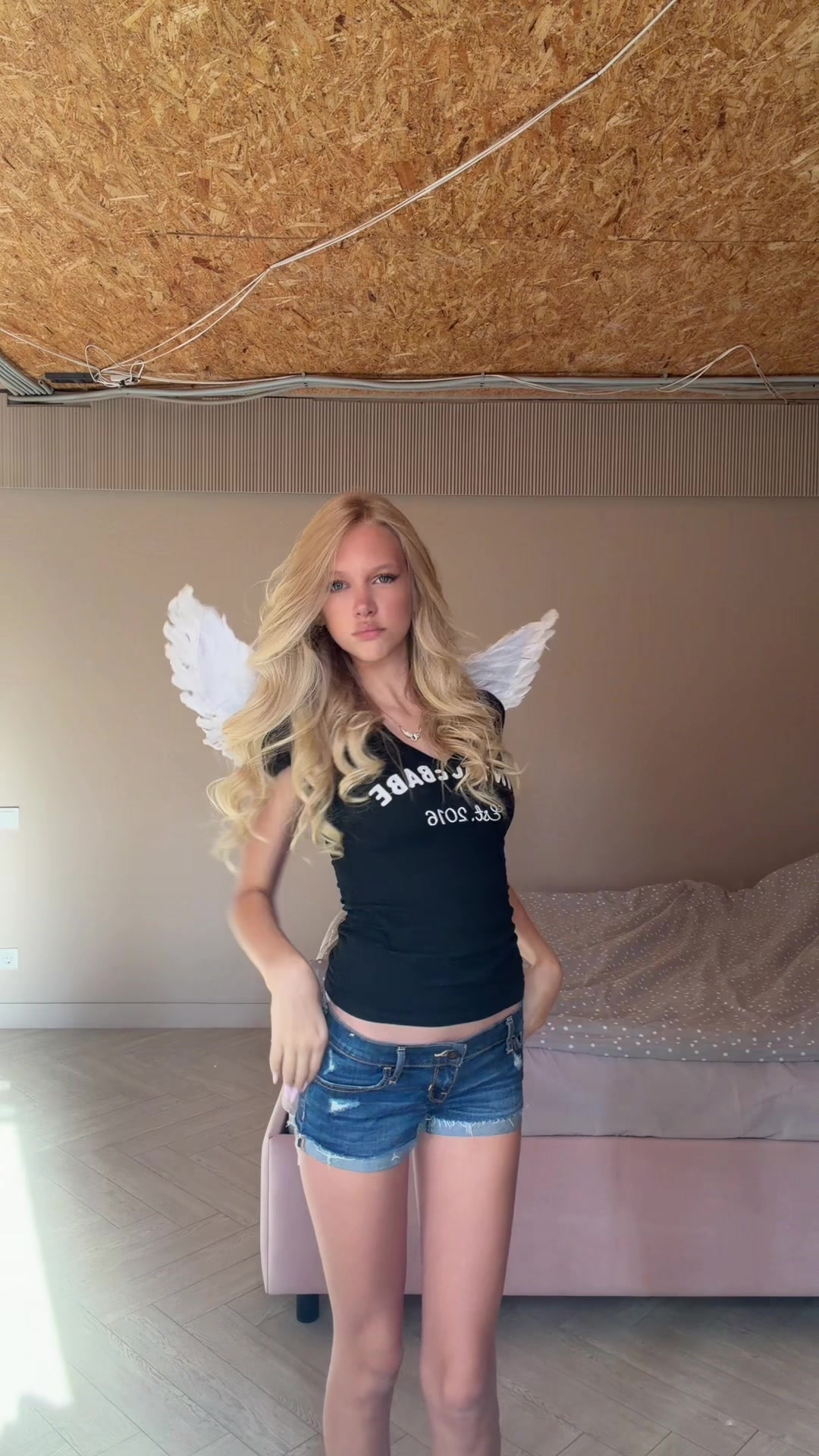 @alisaka