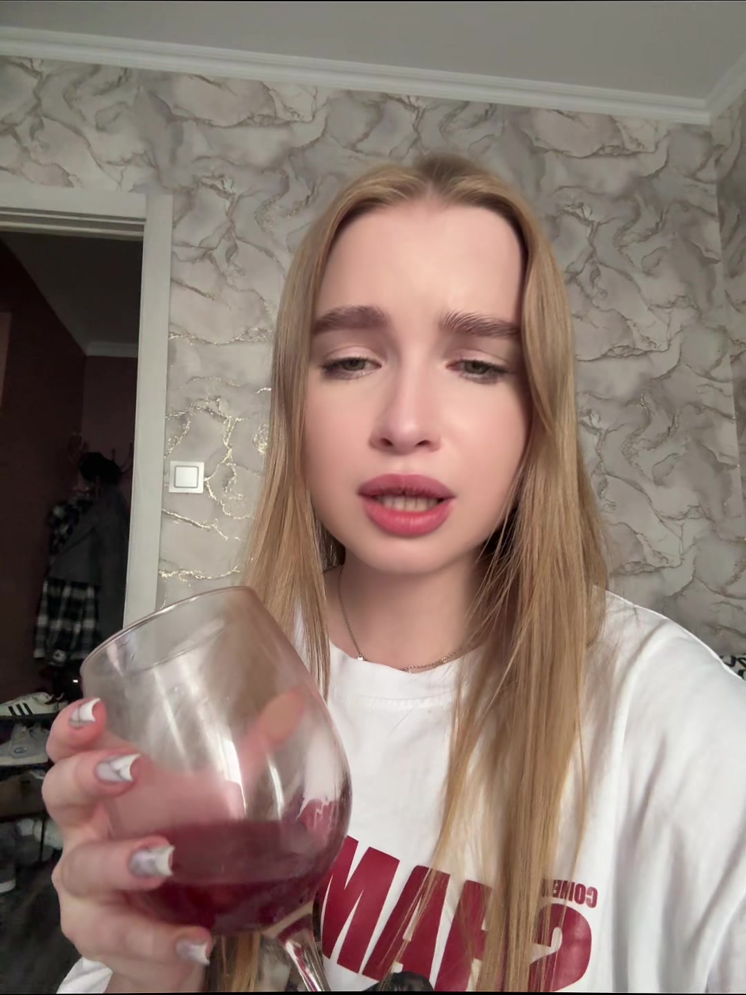 @саша витальевна