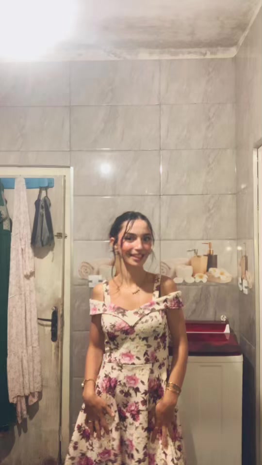 @Maissa Aura