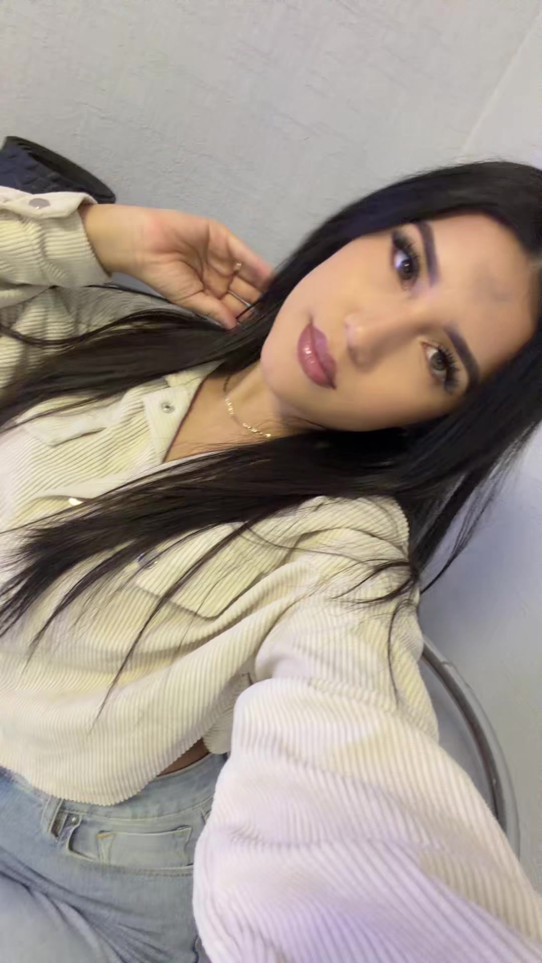 @Selena
