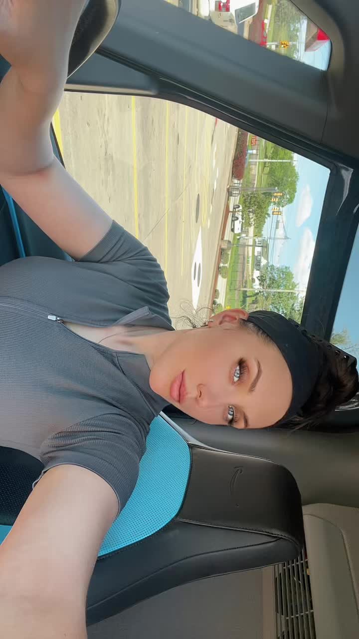 @Leelee