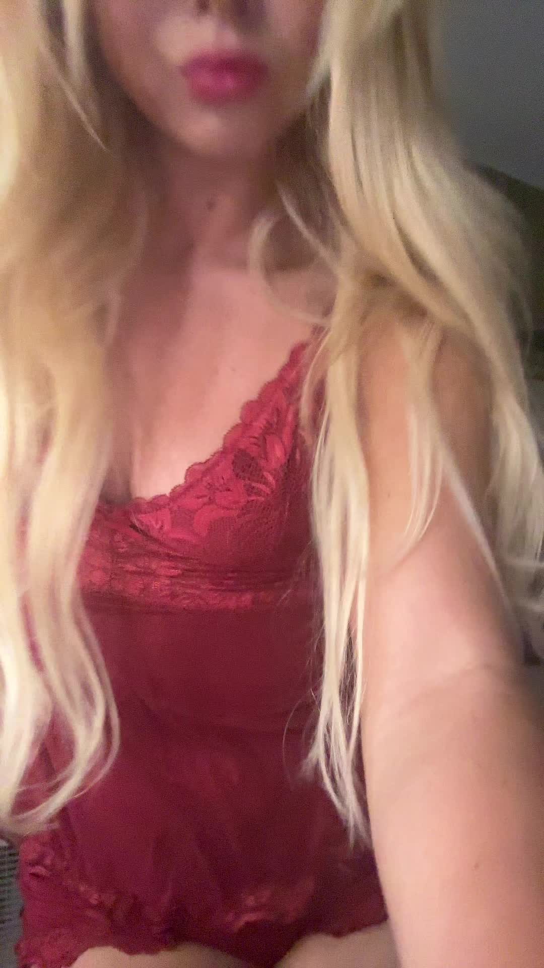 @Valianna Rose