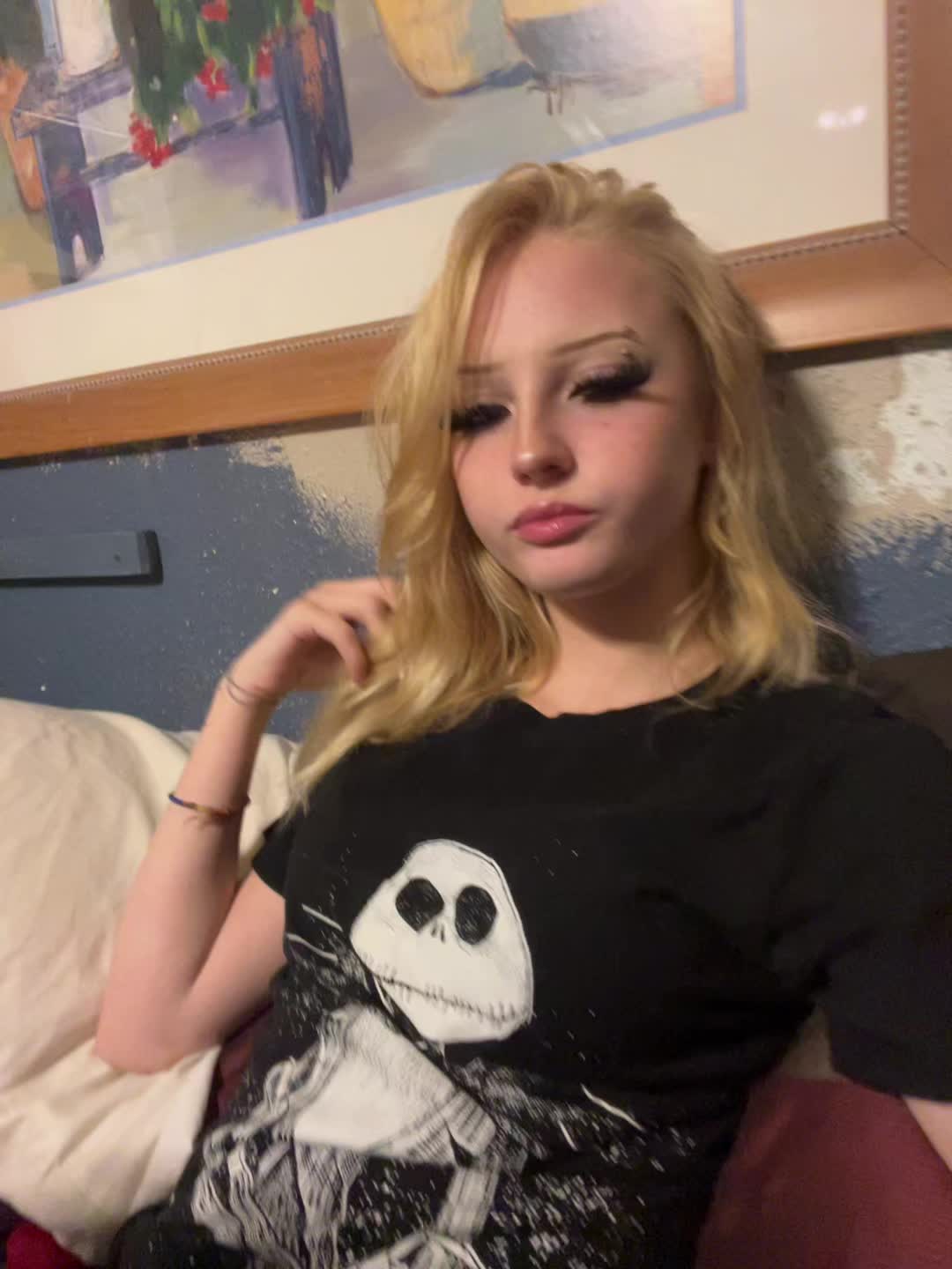 @redduhivyy