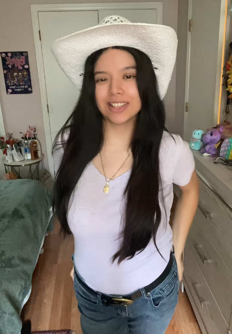 @Emilystzaco
