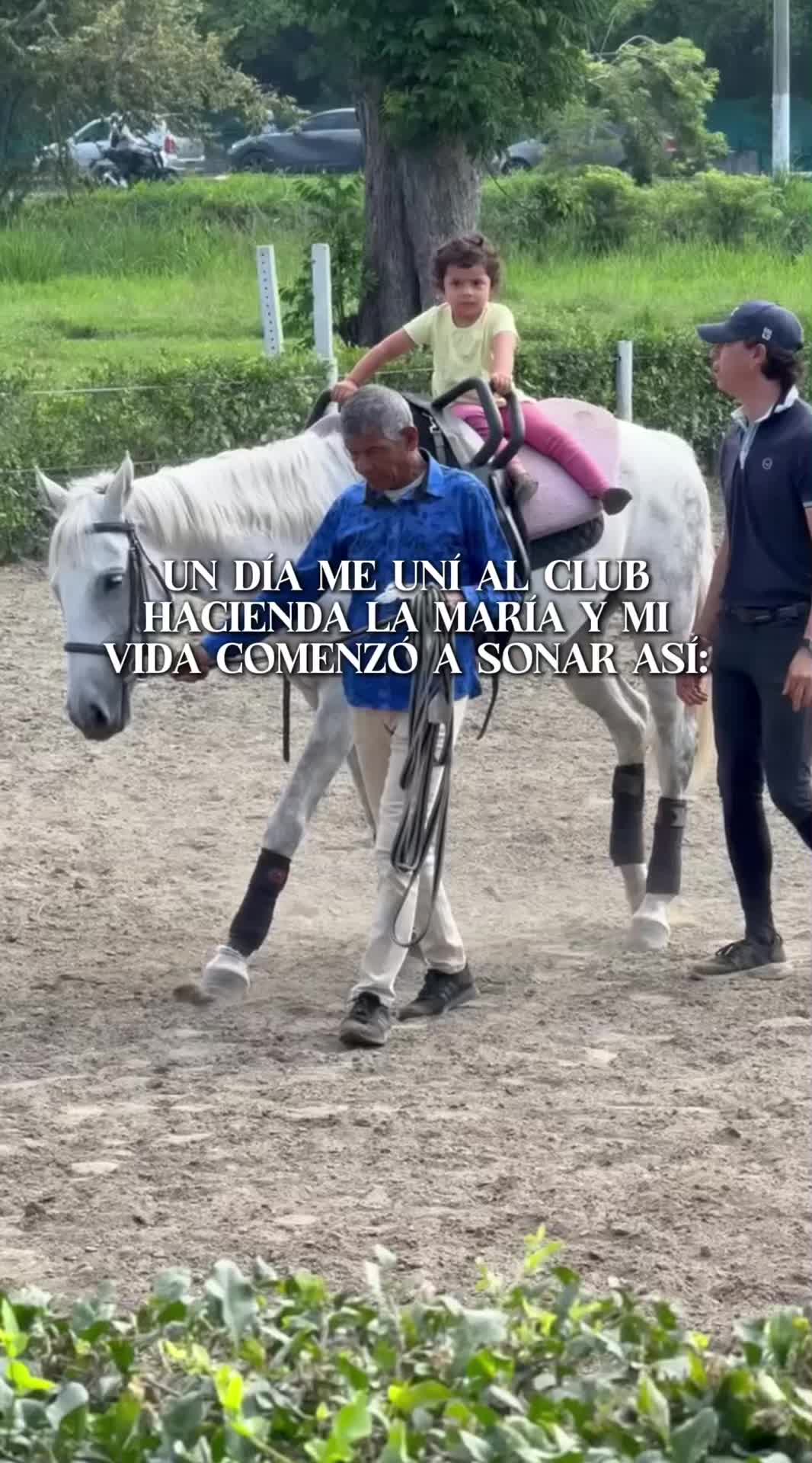 @Club Deportivo La Maria