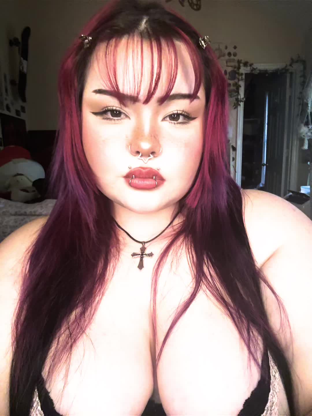 @peacharrows