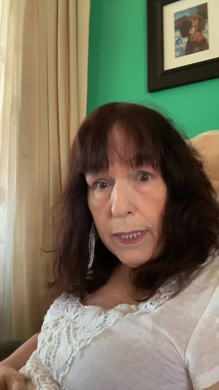 @Auntie Mimi 🇨🇦