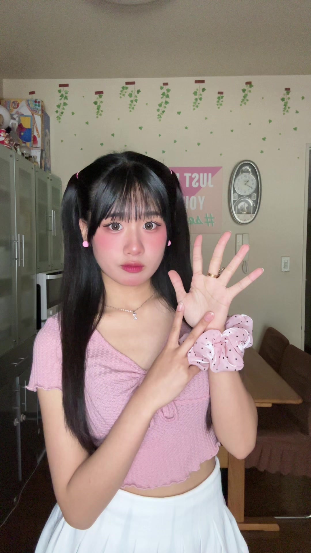 @ブランド名です。