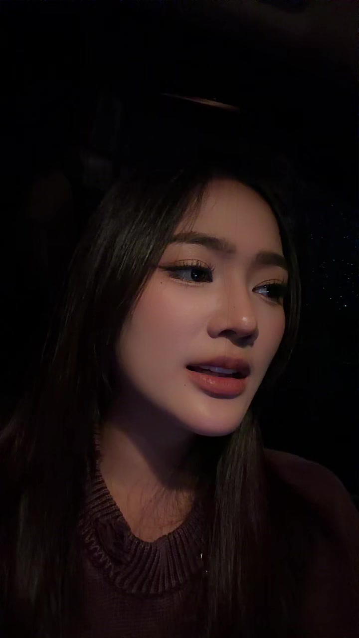 @เนย นฤมล