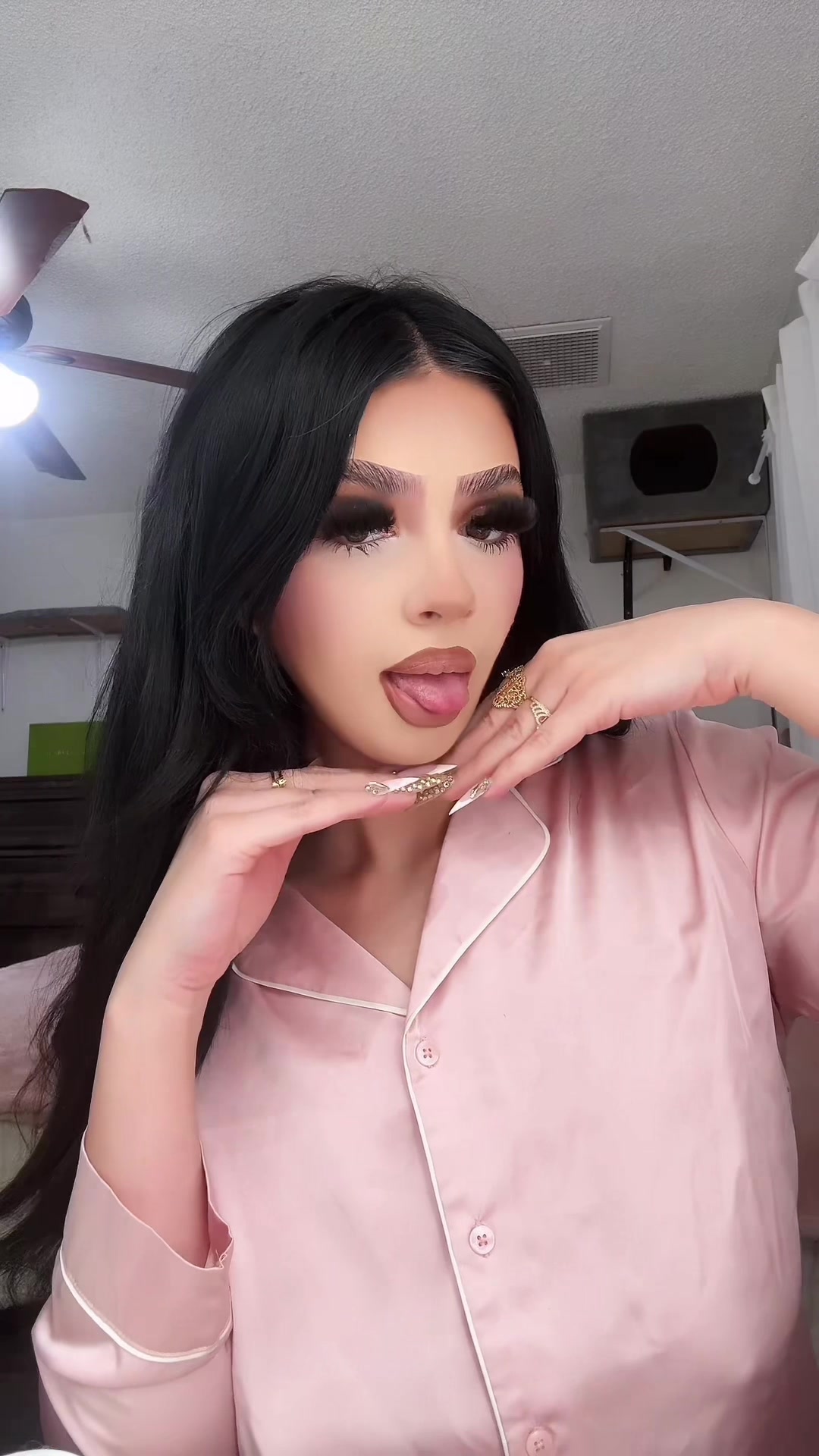 @𝐓☆