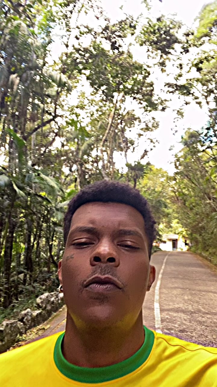 @GUIU