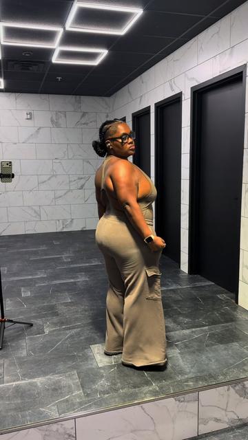 @JAS 🫶🏾 fat, but fit 🐢✨.