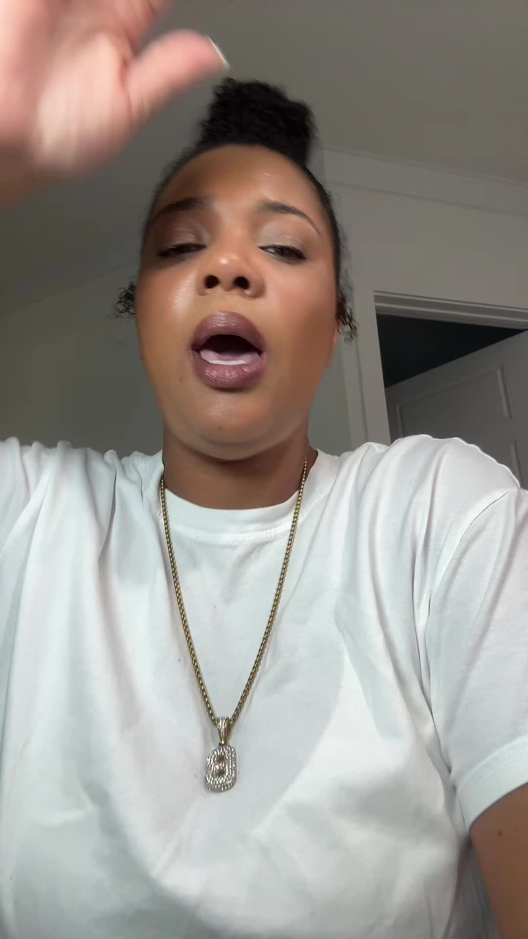 @twinnemom1