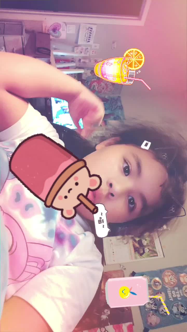 @hello kitty pink